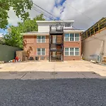 Pet-Friendly Houston Apartment 1 Mi To Downtown!
